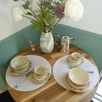 Pres De Giverny - Bienvenue Aux Arpents Verts Bed & Breakfast 3*