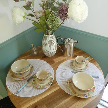 Prés De Giverny - Bienvenue Aux Arpents Verts Couette-café 3*