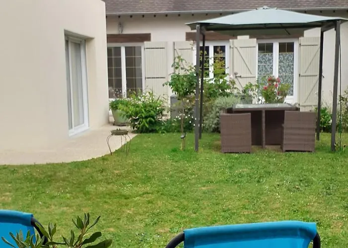 Prés De Giverny - Bienvenue Aux Arpents Verts Couette-café 3*